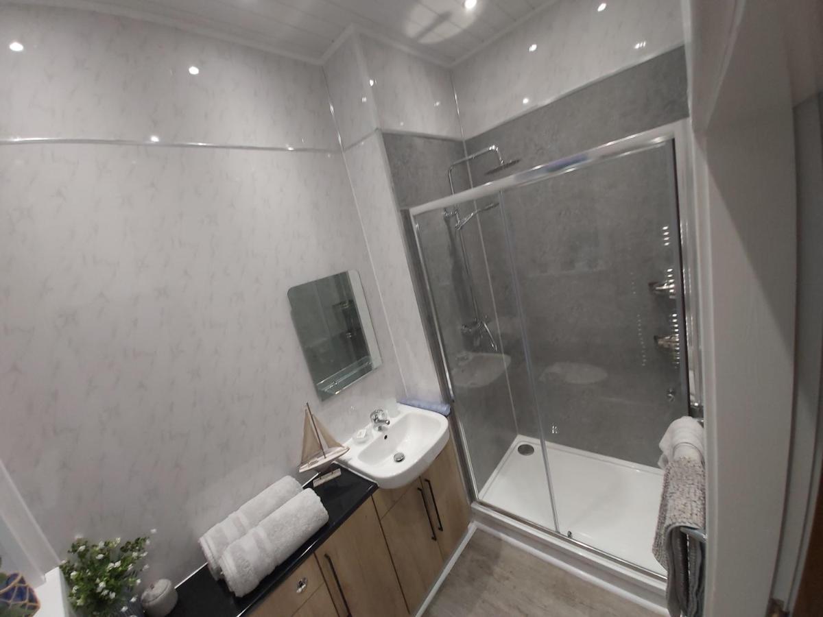 One Bedroom Flat, Very Close To Town Center. Oban Kültér fotó